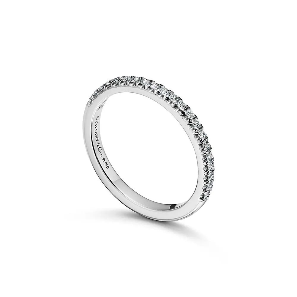 Anel Half Eternity em Platina de Prata 925 com Diamantes Soleste